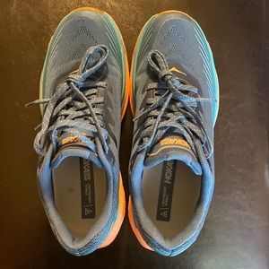 Women’s Hoka Torrent 2 running shoes